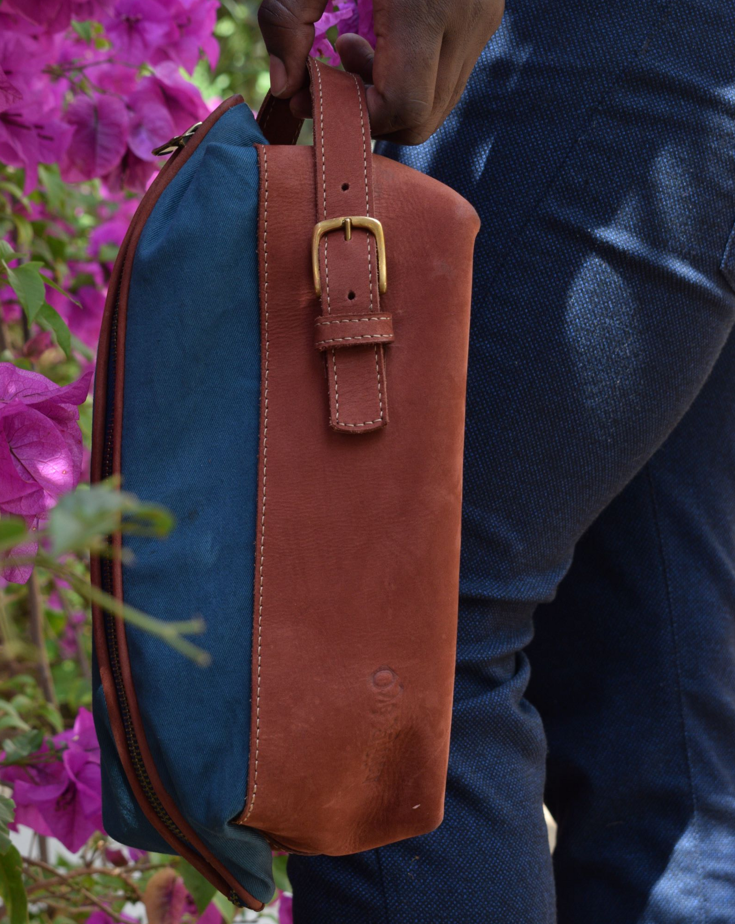 Mwendo Washbag